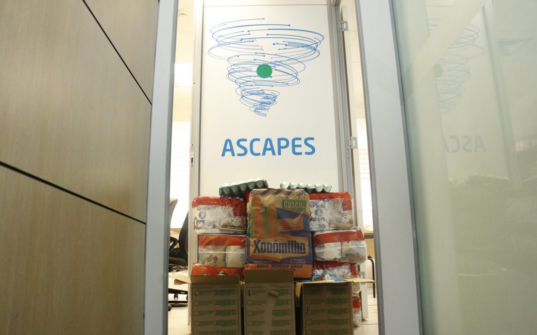 Associados doam cestas básicas para assistência social