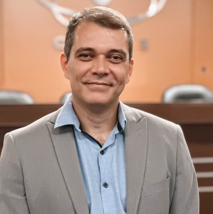 SILVIO DOS SANTOS SALLES