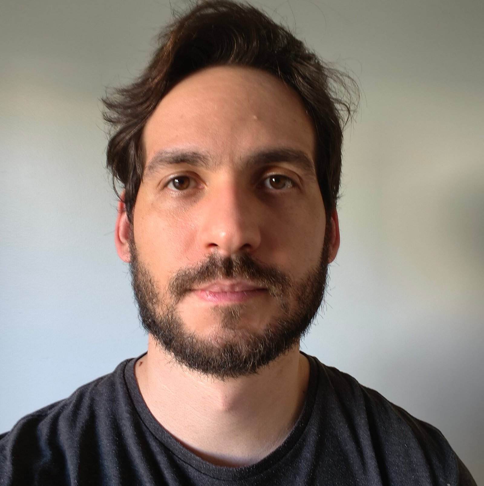 LUCAS BUSSINGER CRUZ
